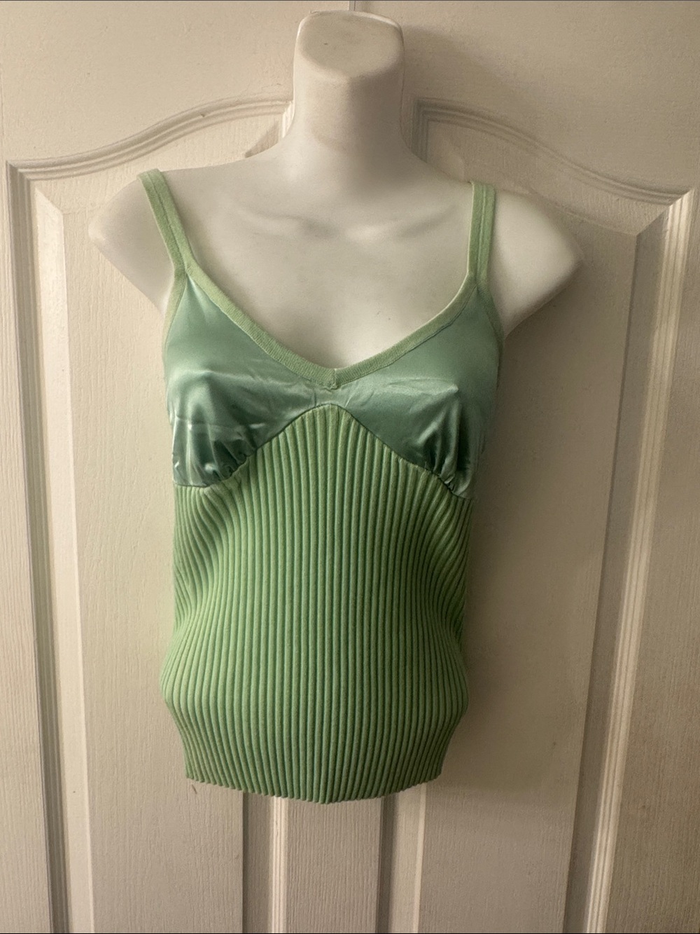Vintage Y2K Sweethesrt neck Satin & Ribbed Knit Tank Top in Mint Green medium
